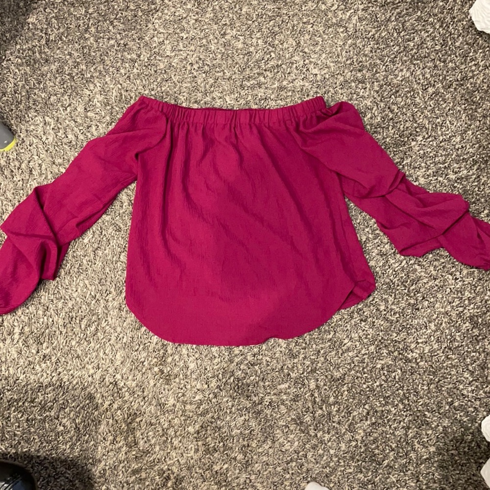 Ruffle sleeve shirt